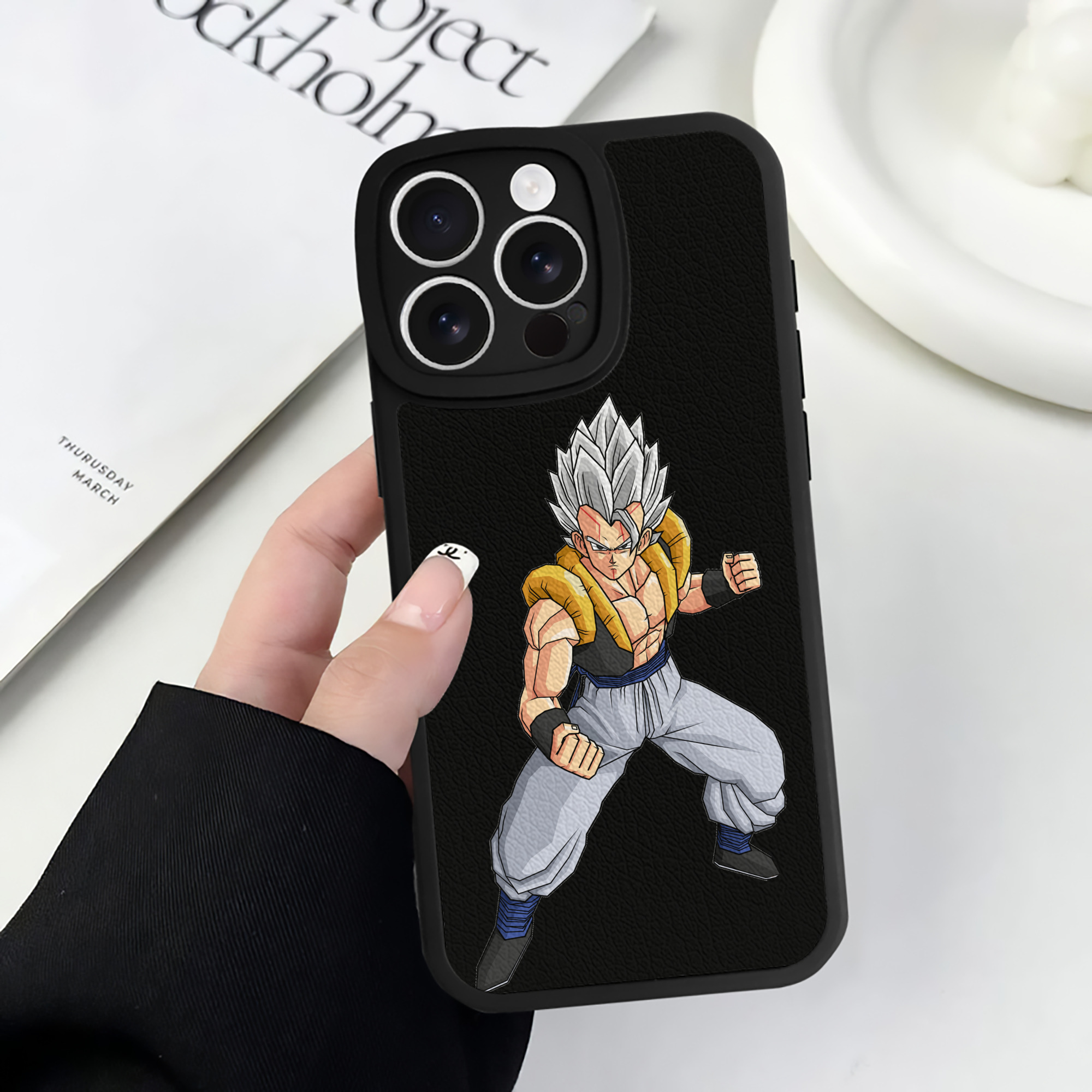 （画像用） ドラゴンボール ベジータ四世（Bejīta Yonsei）DRAGON BALL Vegeta IV 【iPhone 16シリーズ対応】シリコンスマホケース（レザー調） 材質：シリコン